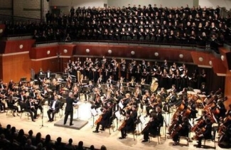 photo of symphony with choir in loft