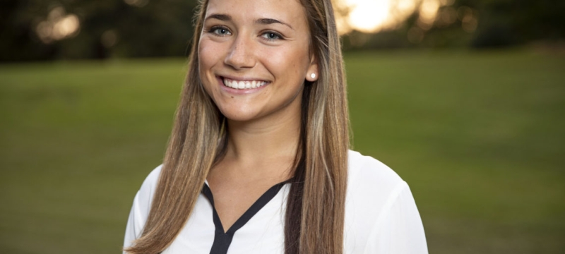 photo of woman outdoors, day